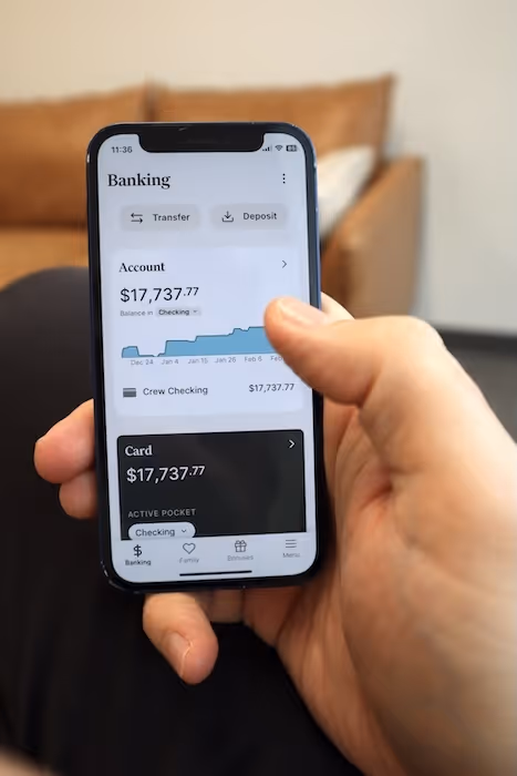 A Crew customer using the app on their phone